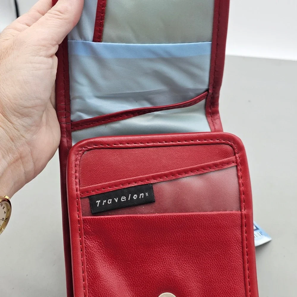 Travelon Red Leather Travel Wallet Organizer Passport Holder ID Window
